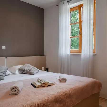 Four Seasons * Zadar