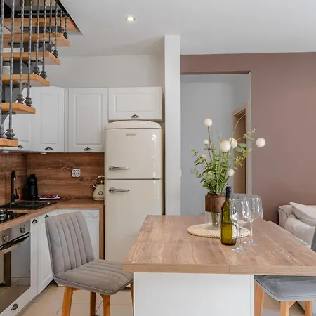 Apartman Four Seasons Zára