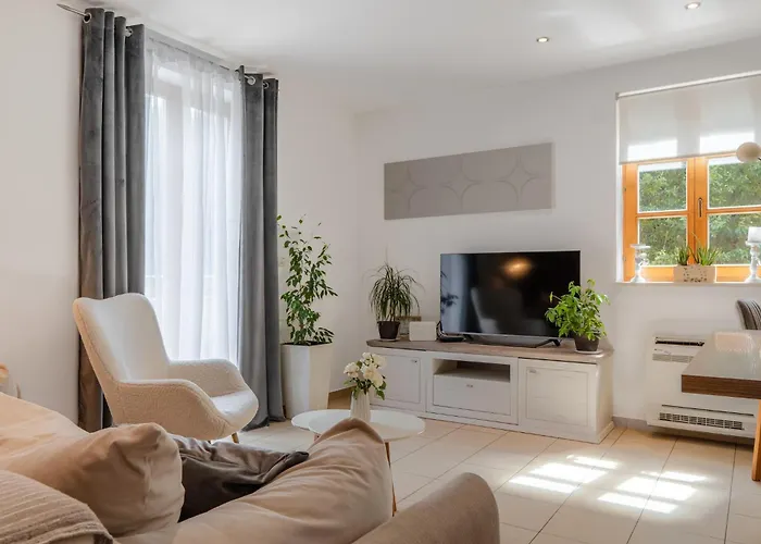 Four Seasons * Zadar